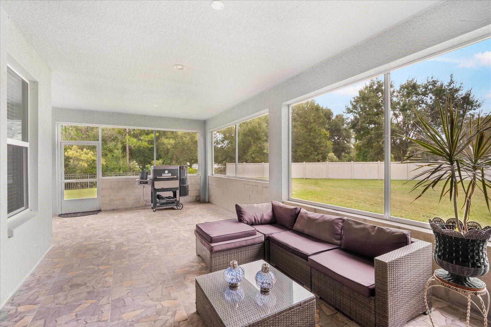 Image 22 of 40 For 31737 Fairhill Drive