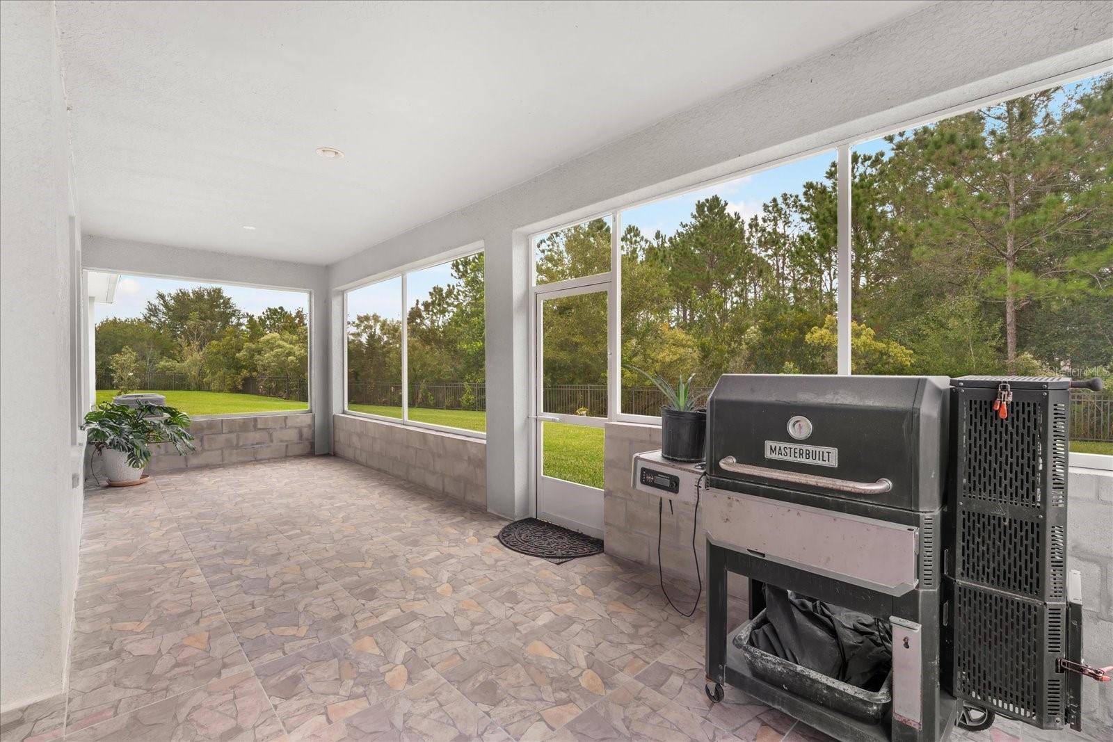 Image 24 of 40 For 31737 Fairhill Drive