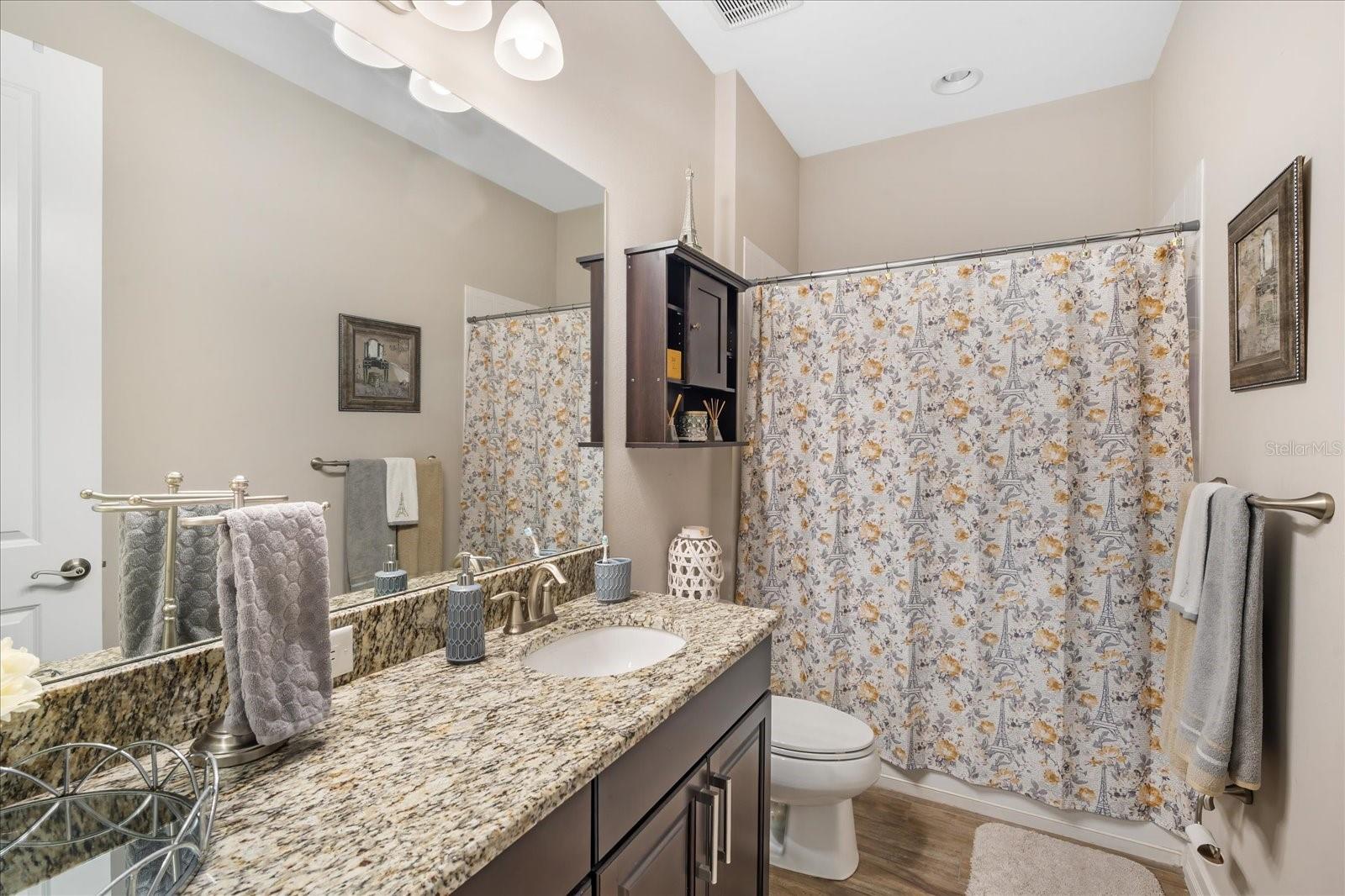 Image 7 of 40 For 31737 Fairhill Drive