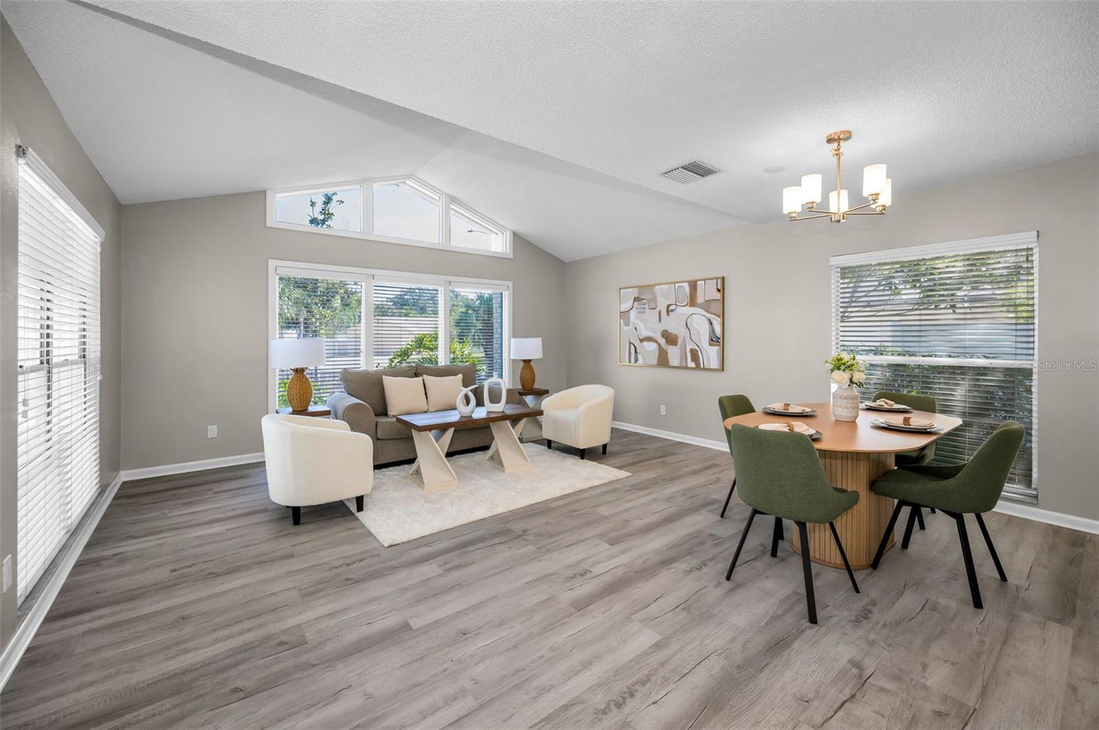 Listing photo id 2 for 7404 Clearview Drive