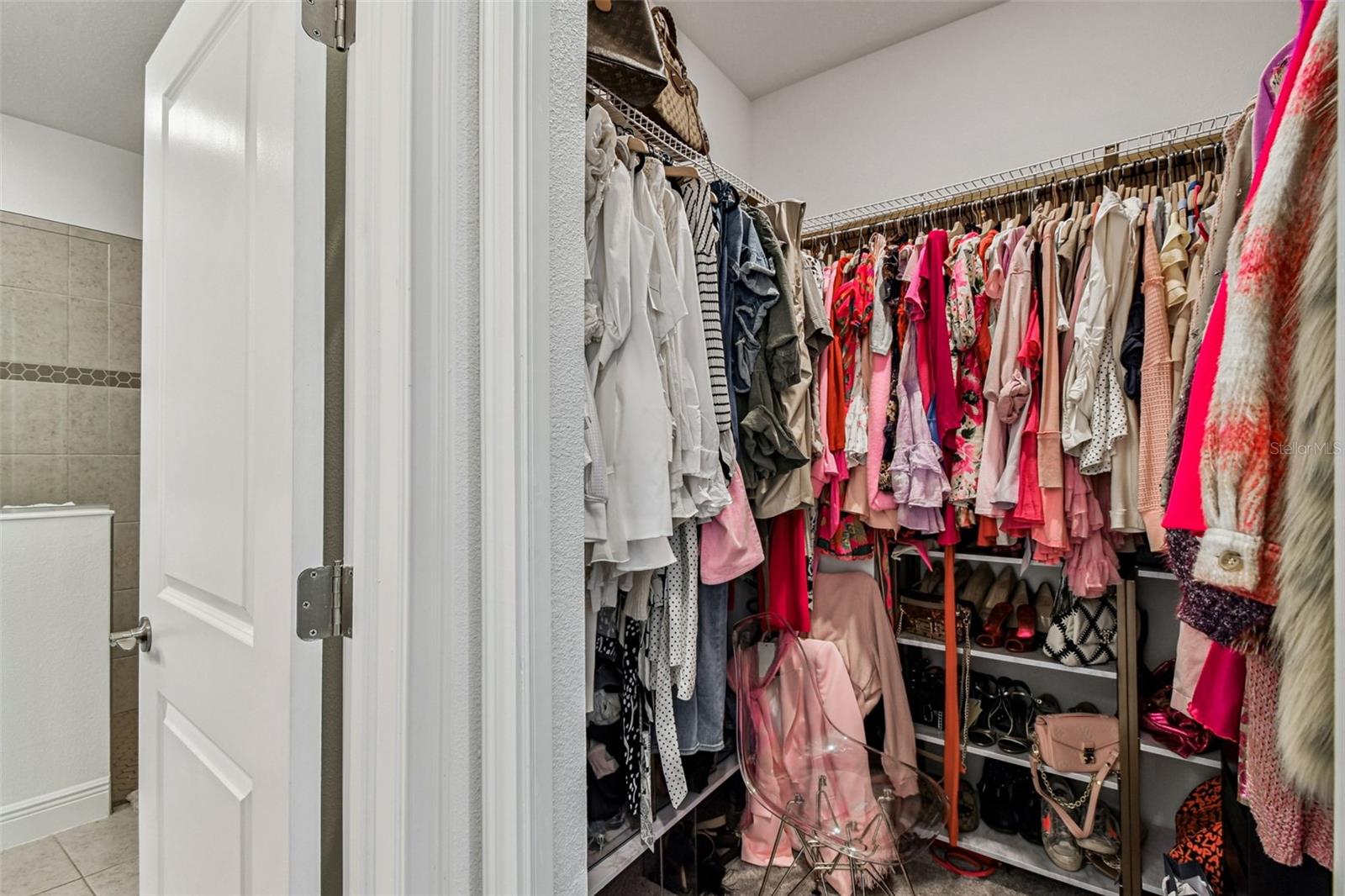 Listing photo id 14 for 1039 Davis Heather Circle