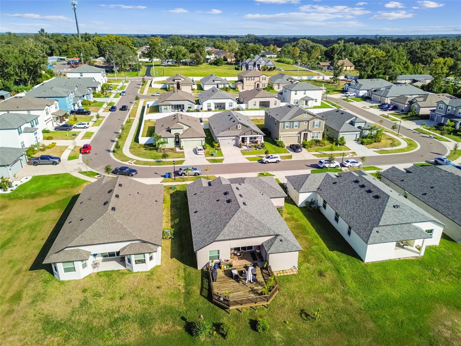 Listing photo id 24 for 1039 Davis Heather Circle