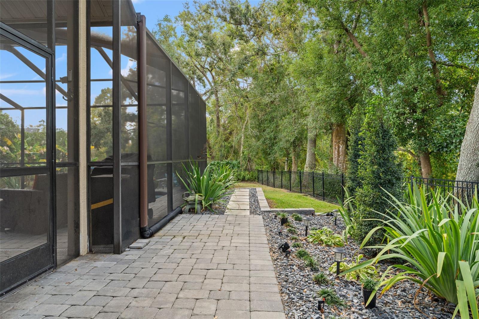 Listing photo id 28 for 4404 Casey Lake