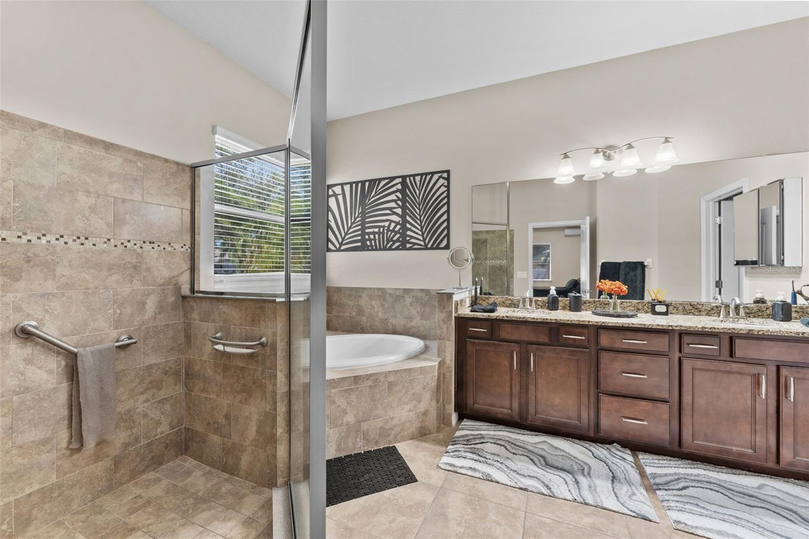 Listing photo id 12 for 10405 Hampton Meadow Way