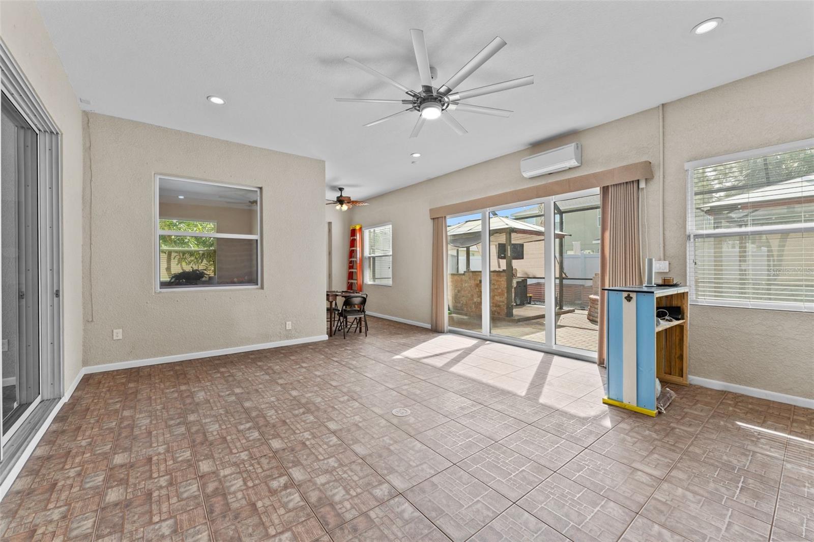 Listing photo id 25 for 10405 Hampton Meadow Way