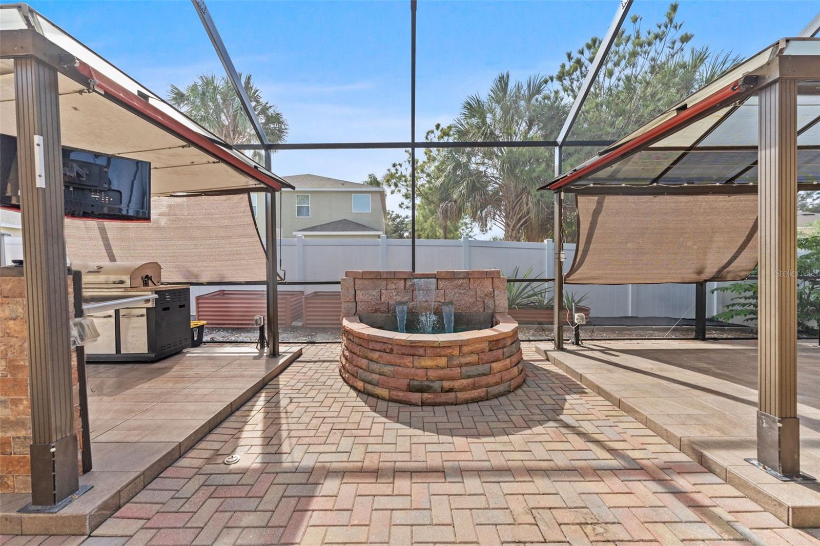 Listing photo id 27 for 10405 Hampton Meadow Way