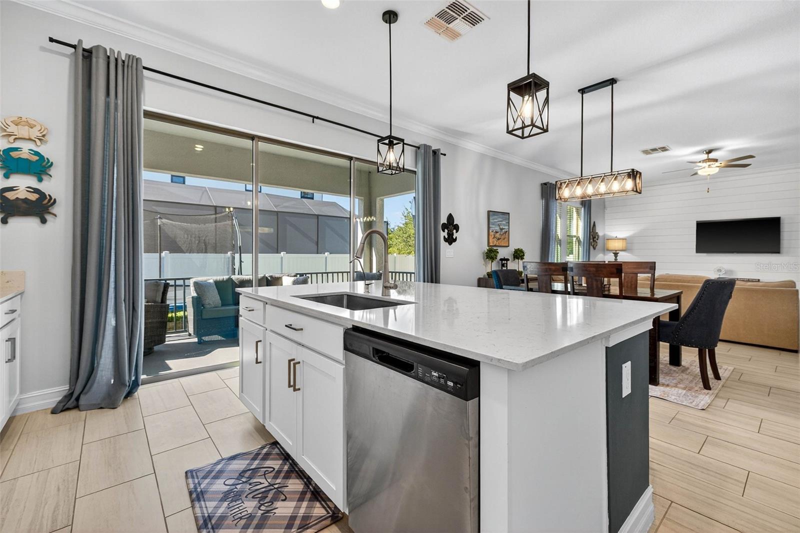 Image 13 of 38 For 7701 Faul Street