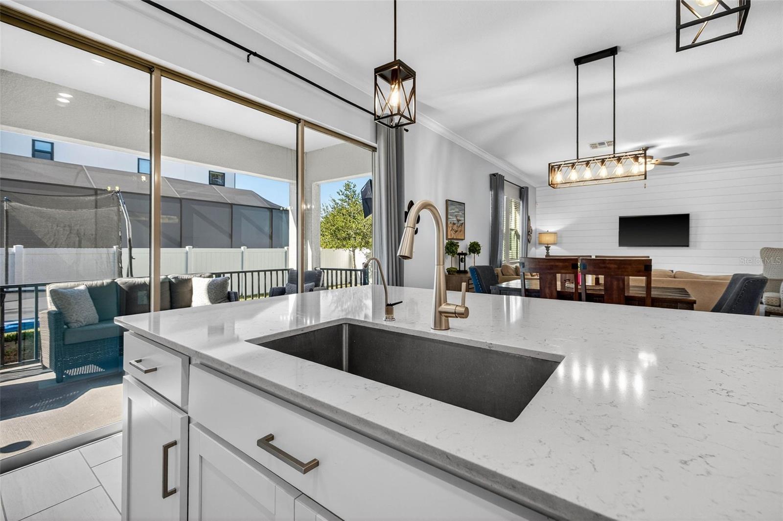 Image 16 of 38 For 7701 Faul Street