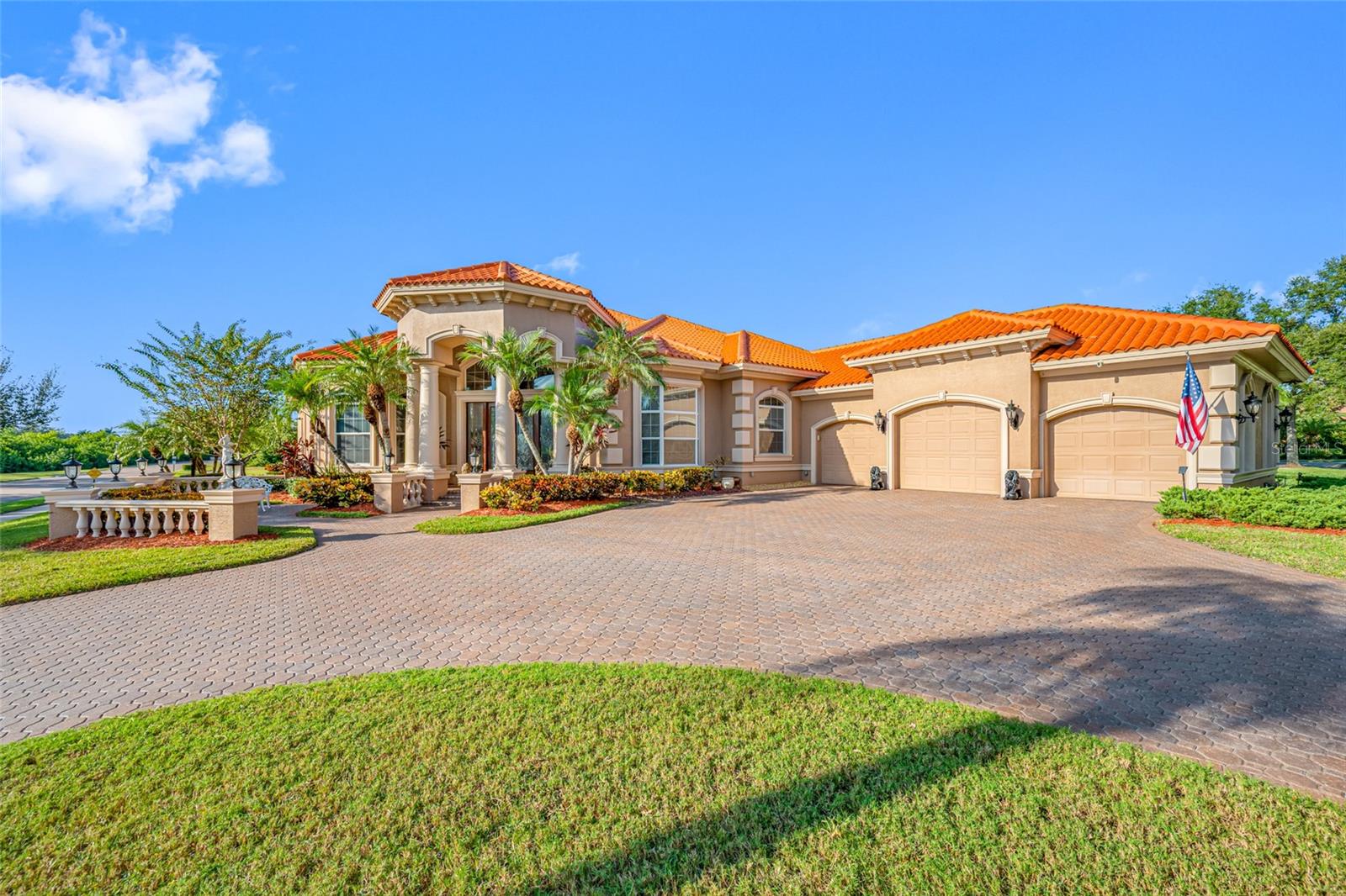Image 3 of 66 For 7371 Sawgrass Point