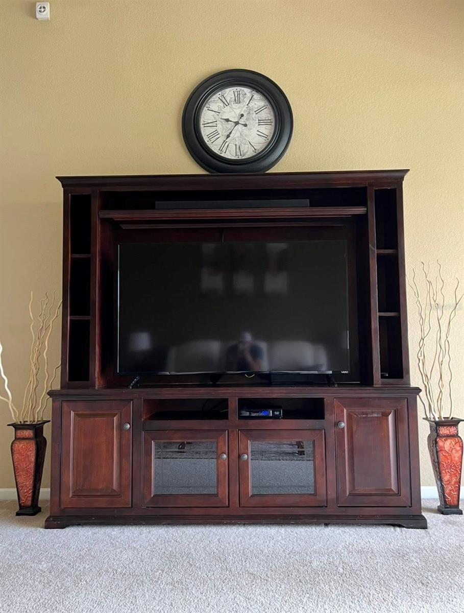 Image 7 of 15 For 4555 52nd Circle 108