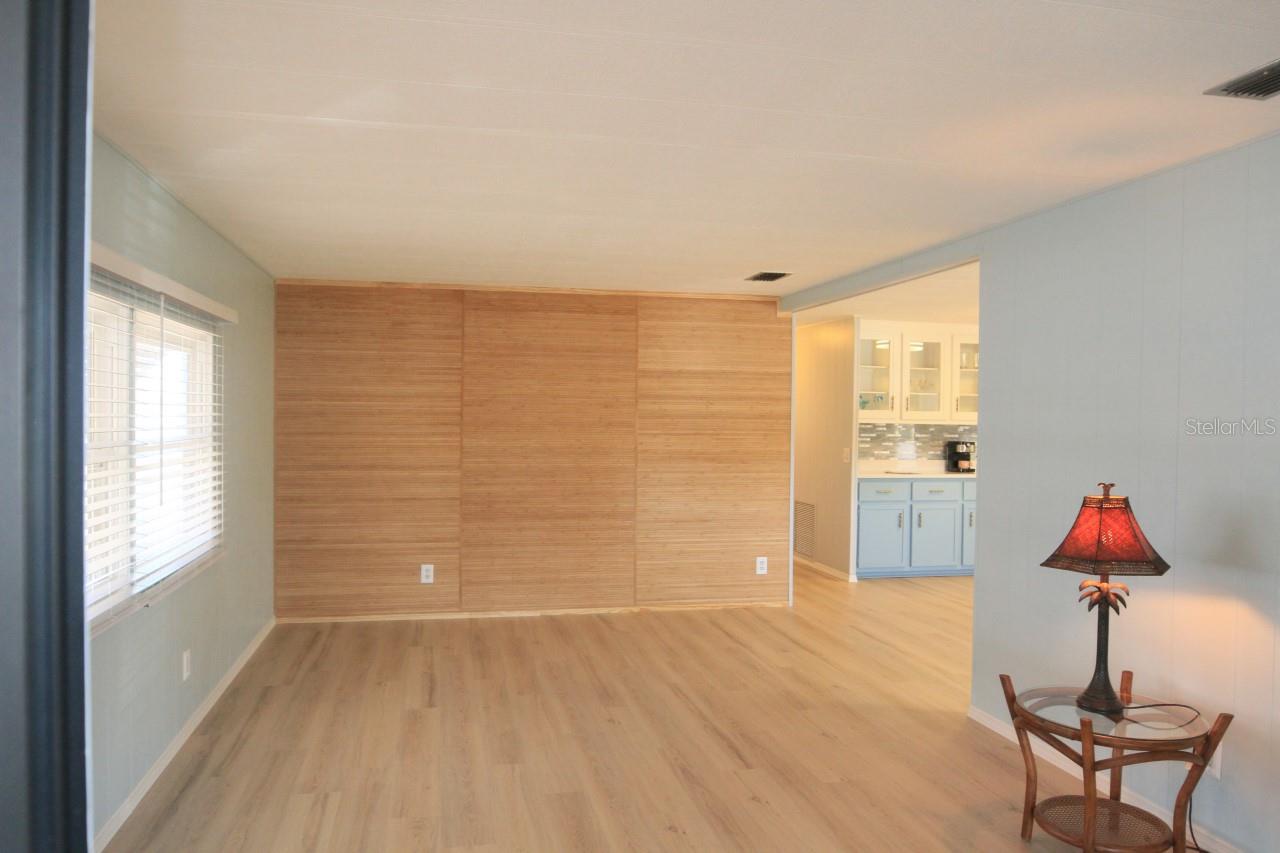 Image 13 of 29 For 7363 Eastern Circle