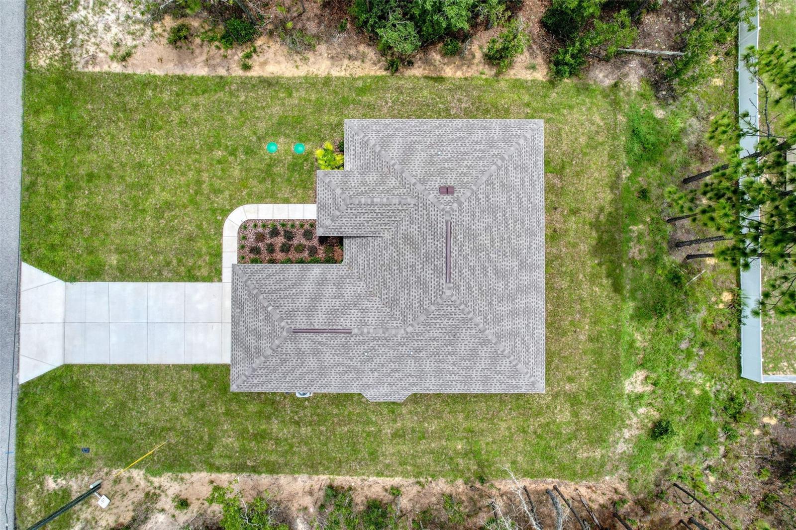 Listing photo id 42 for 7792 Susan Avenue