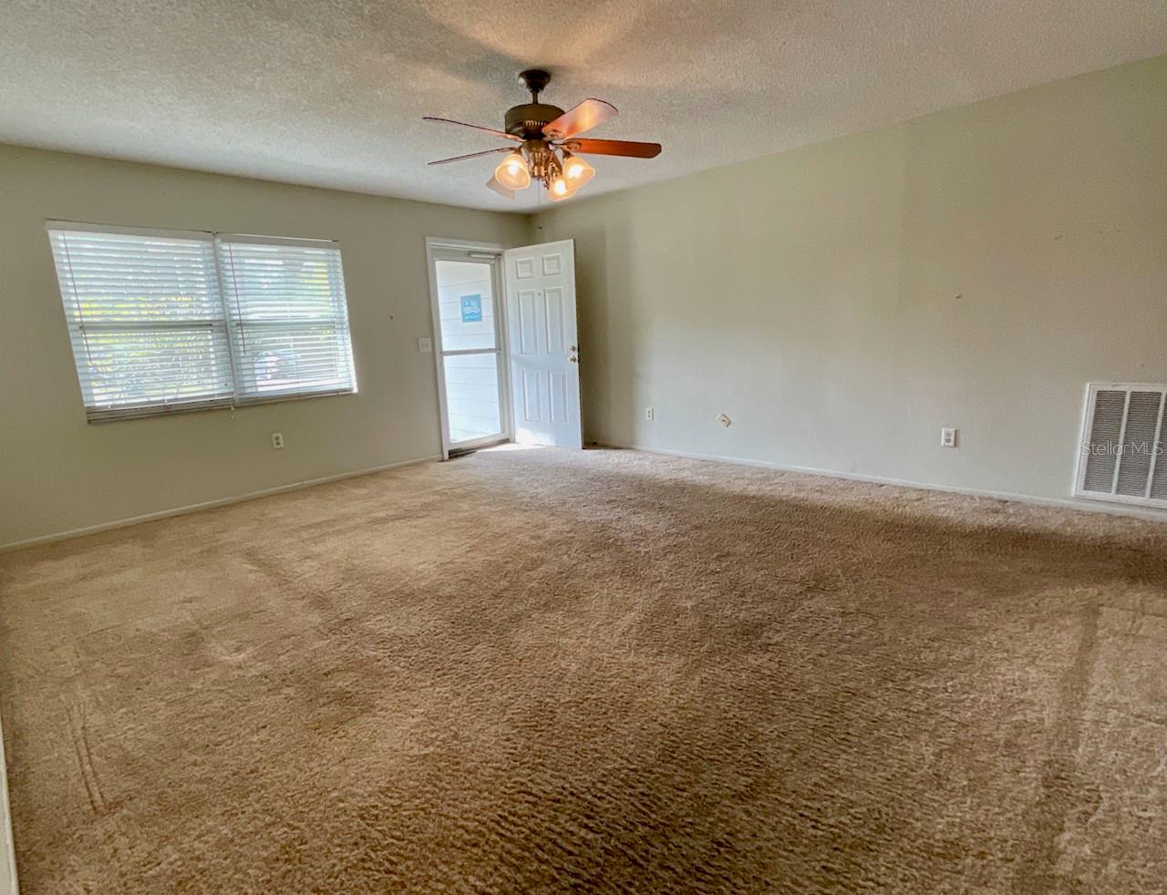 Image 10 of 29 For 6505 67th Avenue N