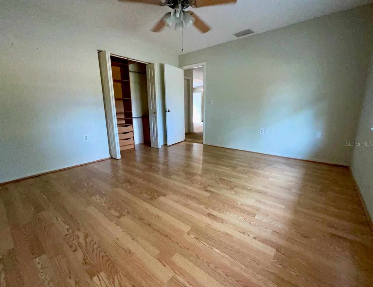 Image 14 of 29 For 6505 67th Avenue N