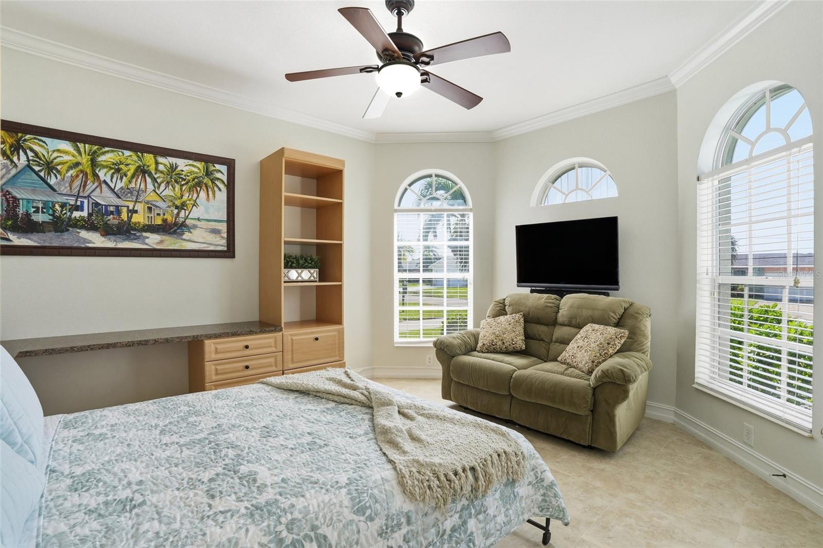 Image 28 of 51 For 5267 Tiffany Court