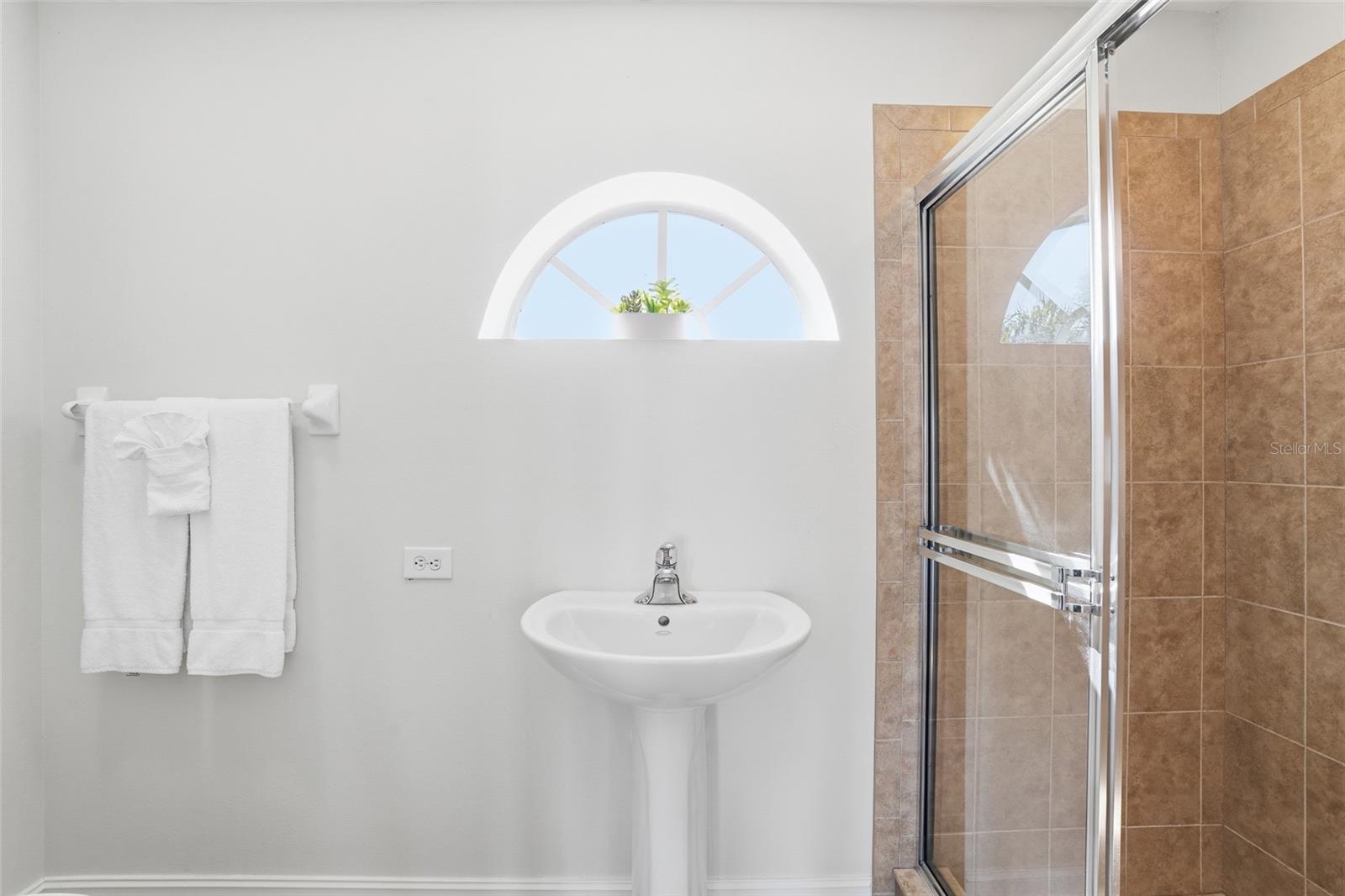 Image 31 of 51 For 5267 Tiffany Court