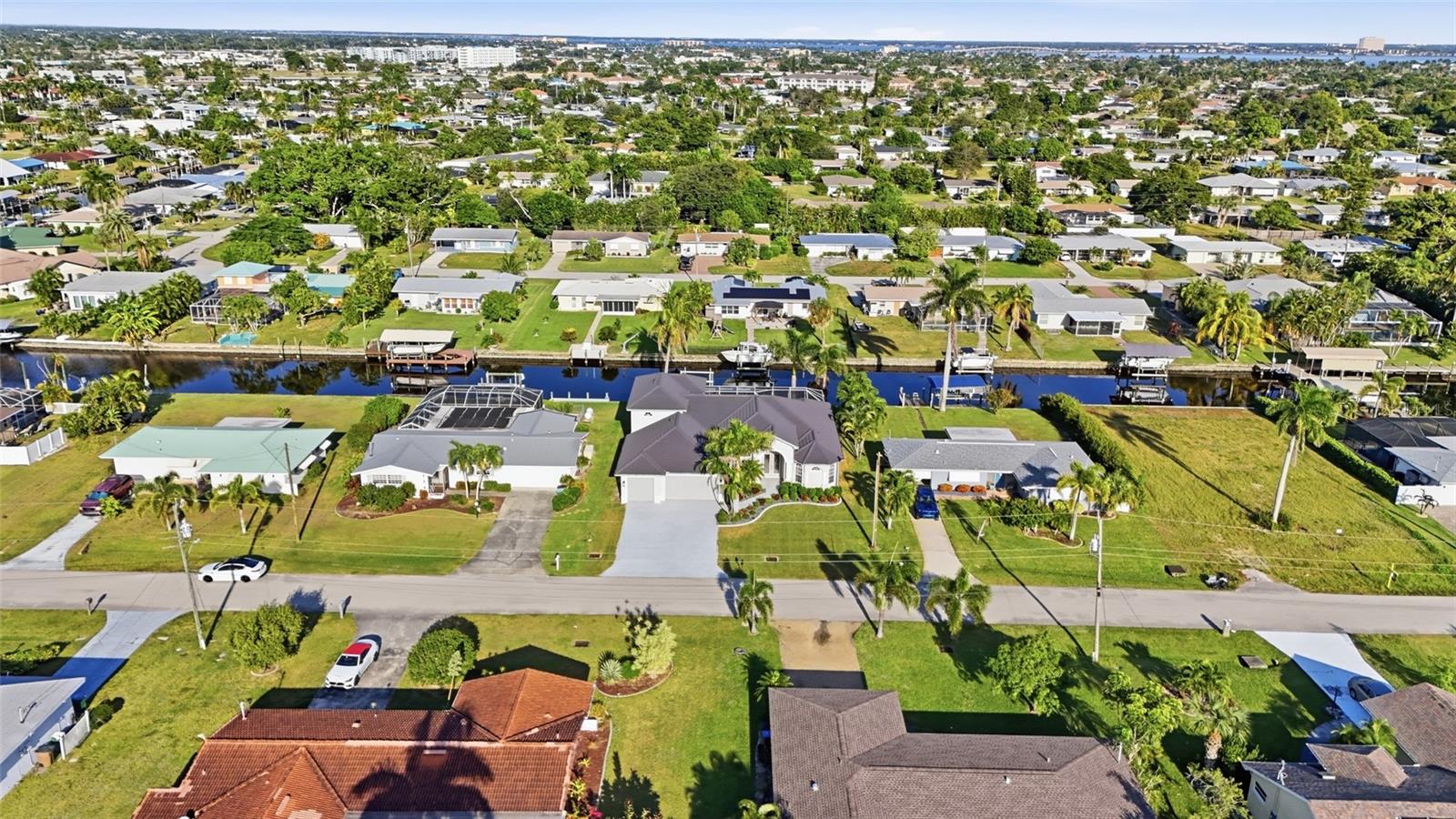 Image 5 of 51 For 5267 Tiffany Court