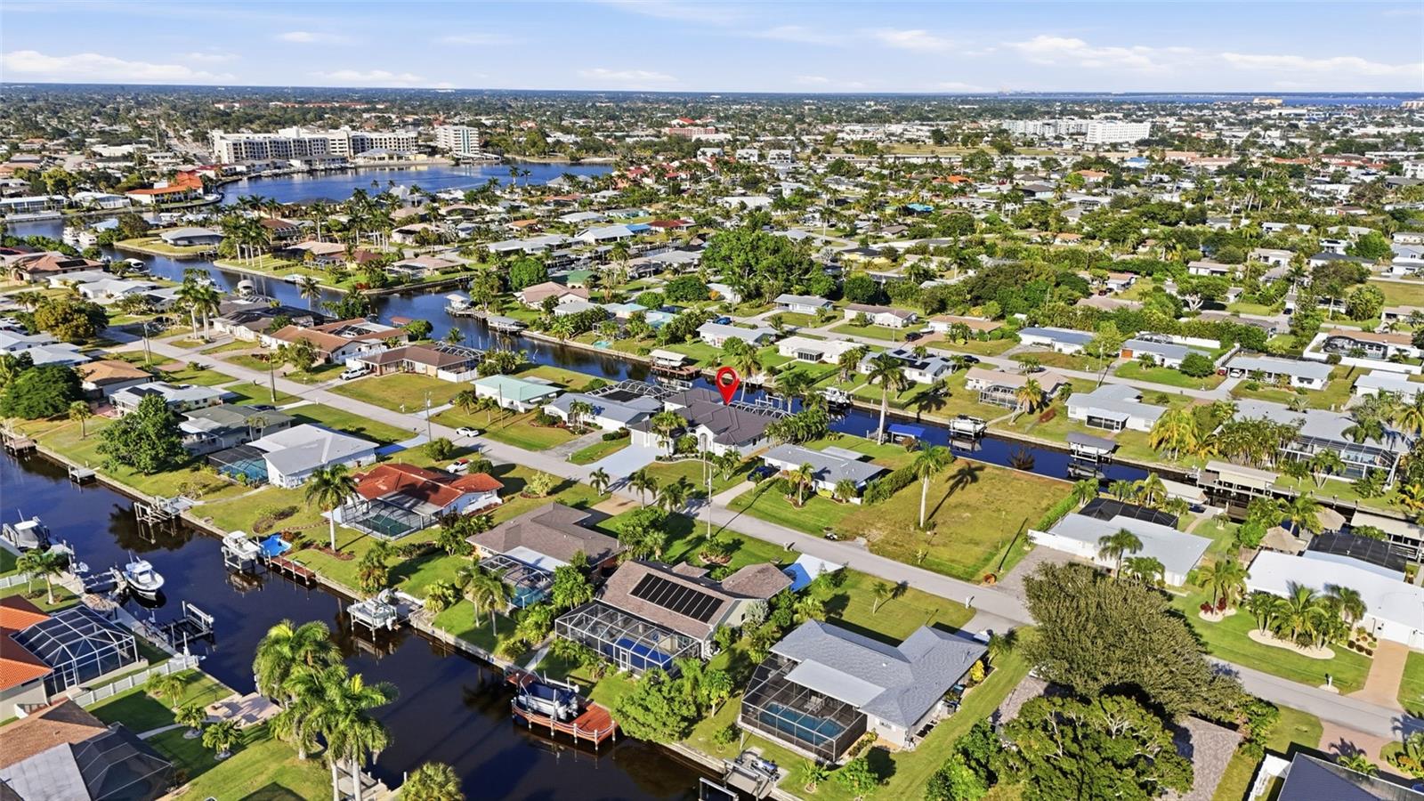 Image 6 of 51 For 5267 Tiffany Court