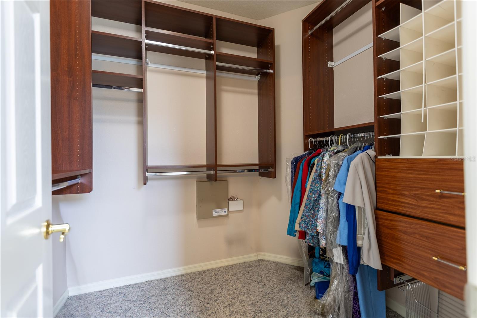 Image 19 of 38 For 13815 Chandron Drive