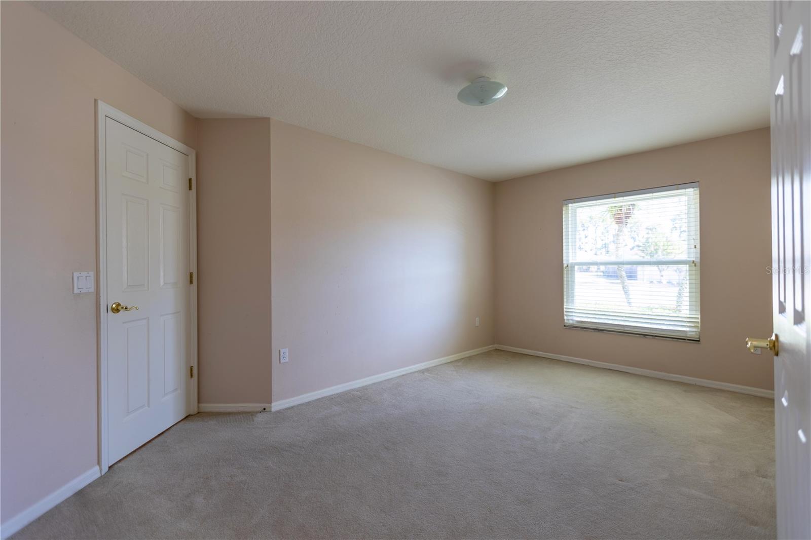 Image 26 of 38 For 13815 Chandron Drive