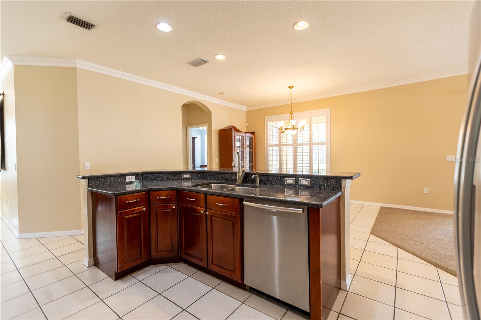 Image 6 of 38 For 13815 Chandron Drive