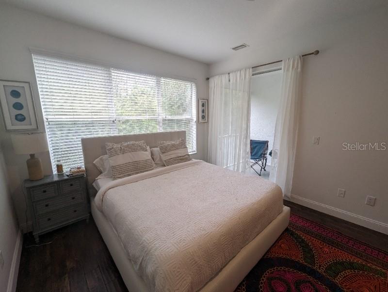 Image 12 of 29 For 2142 Park Crescent Drive