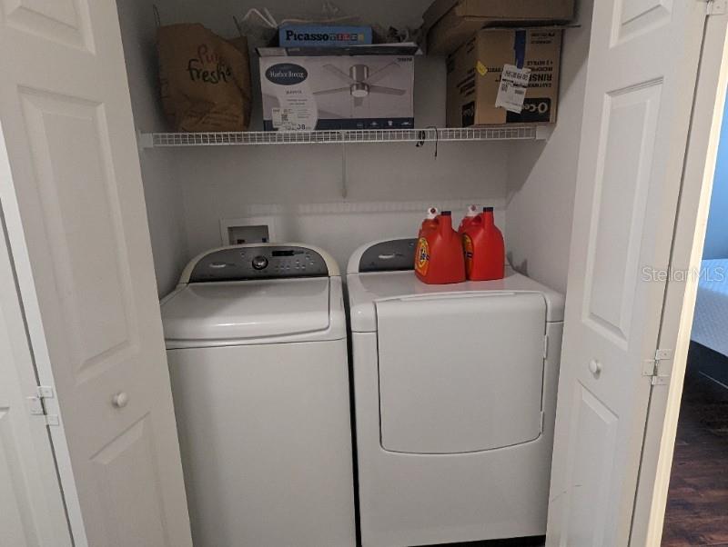 Image 21 of 29 For 2142 Park Crescent Drive