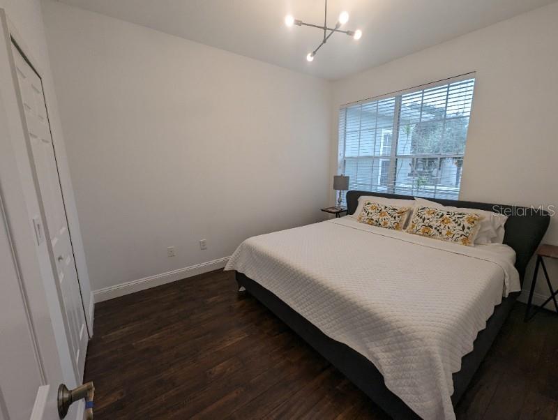 Image 23 of 29 For 2142 Park Crescent Drive