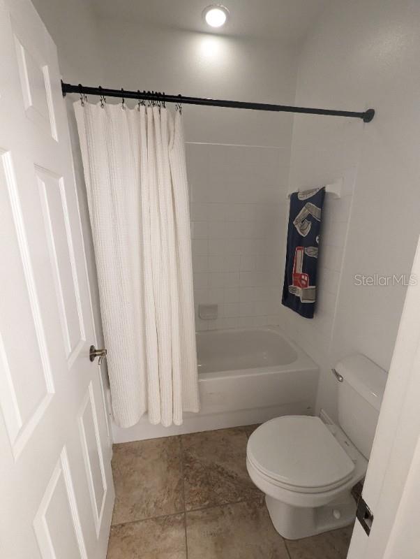 Image 25 of 29 For 2142 Park Crescent Drive