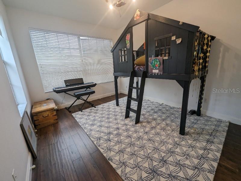 Image 28 of 29 For 2142 Park Crescent Drive