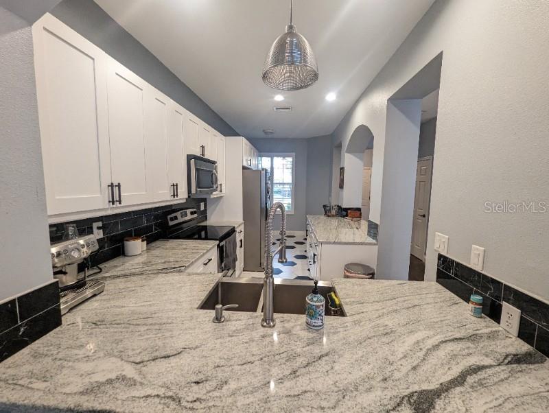 Image 3 of 29 For 2142 Park Crescent Drive