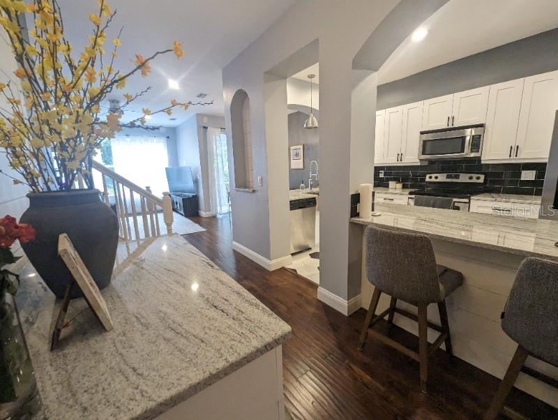 Image 4 of 29 For 2142 Park Crescent Drive