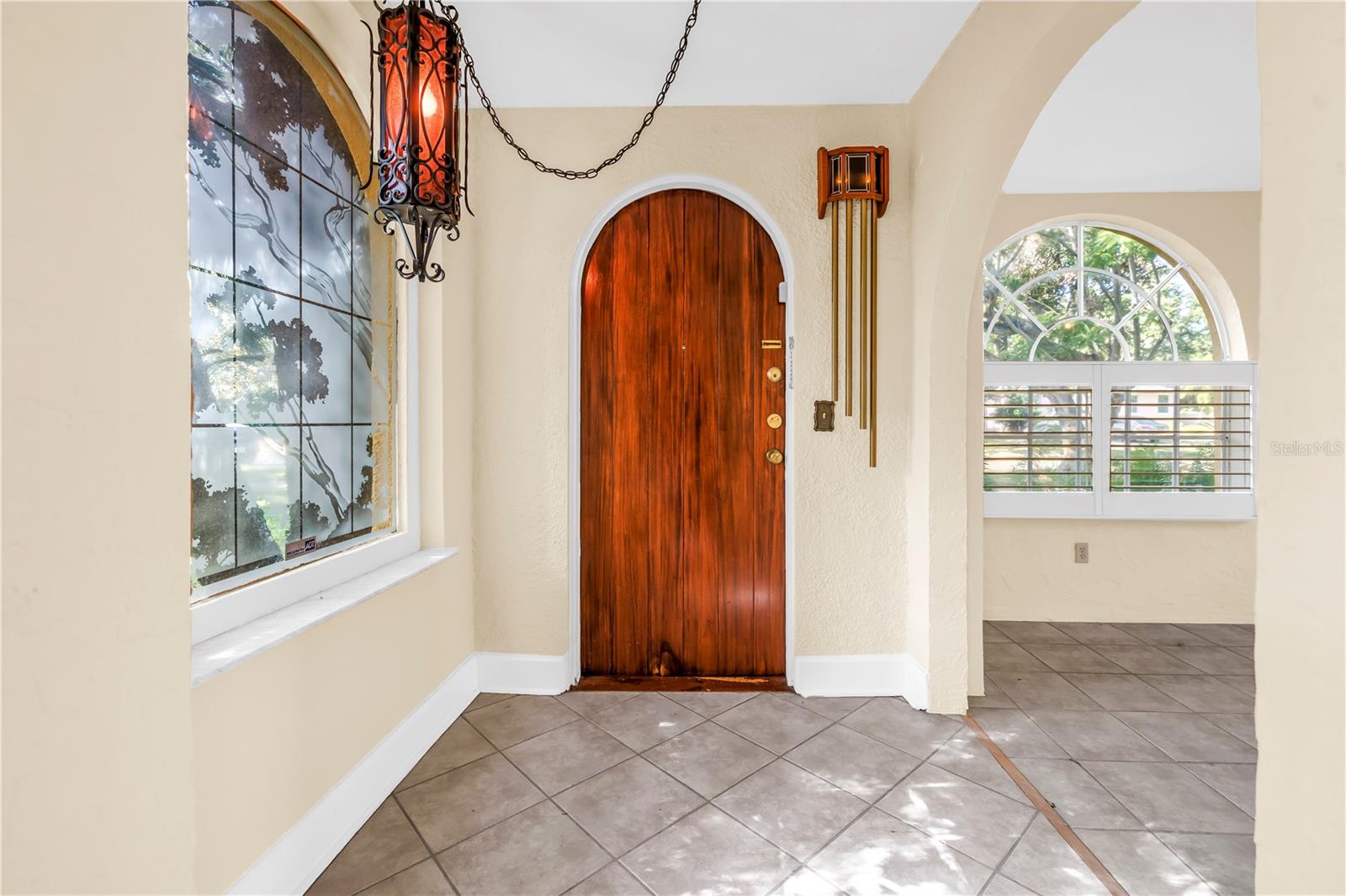 Listing photo id 6 for 2227 Brevard Road Ne