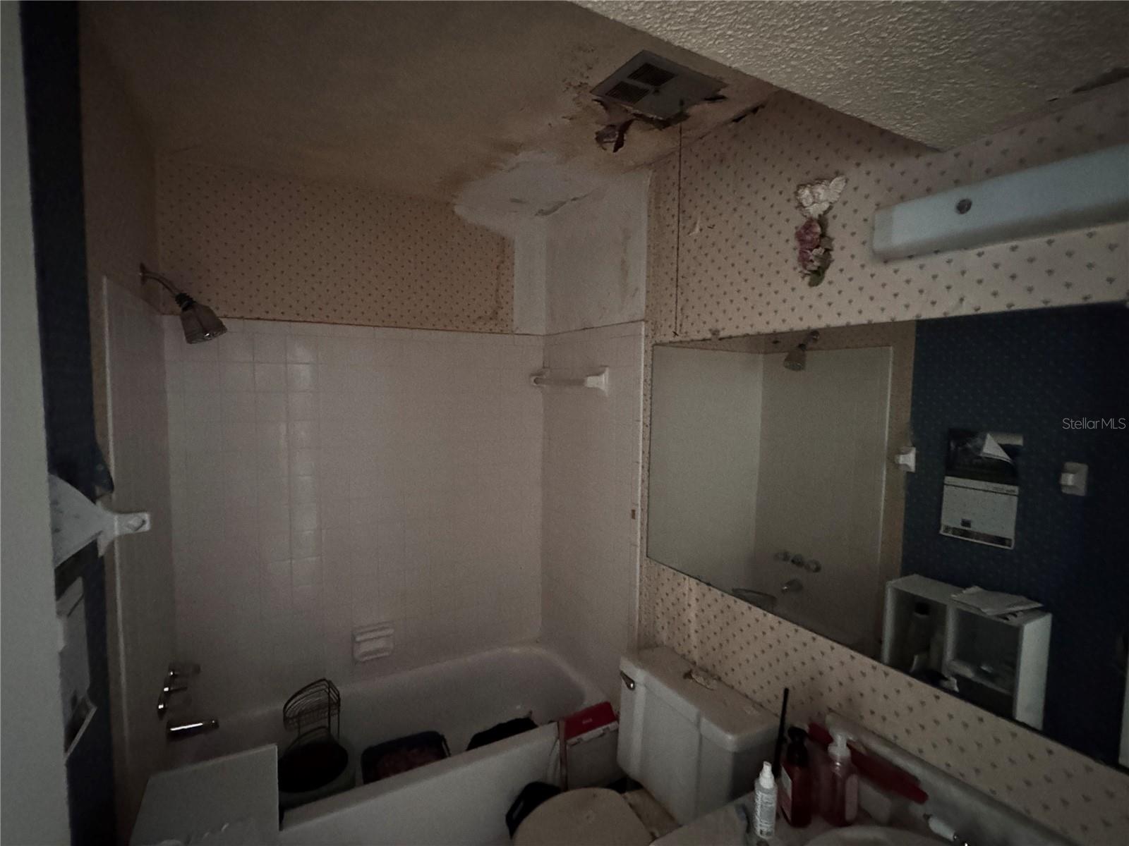 Image 10 of 12 For 4215 Bay Drive 1602b