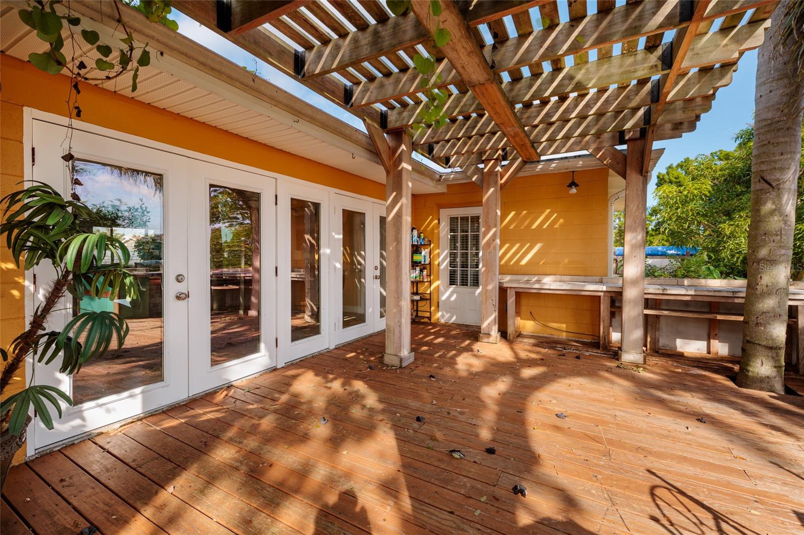 Image 24 of 37 For 9665 2nd Street N