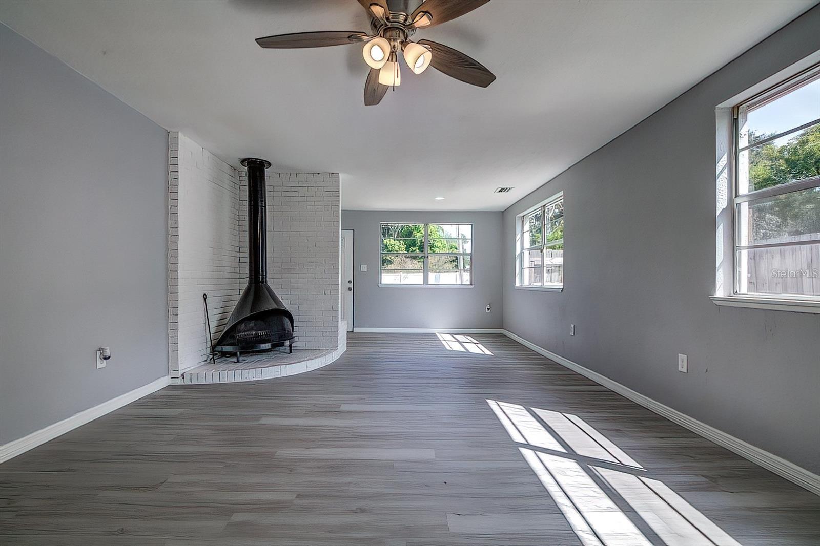 Image 3 of 27 For 2107 Monticello Avenue