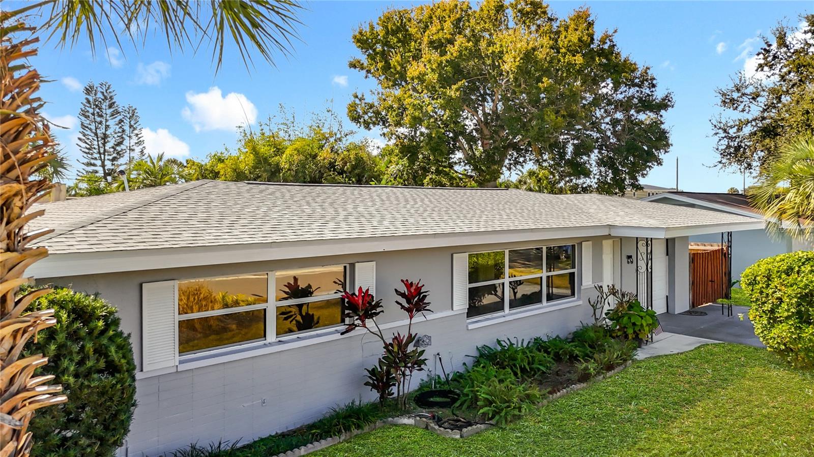 Details for 13880 Dominica Drive, SEMINOLE, FL 33776