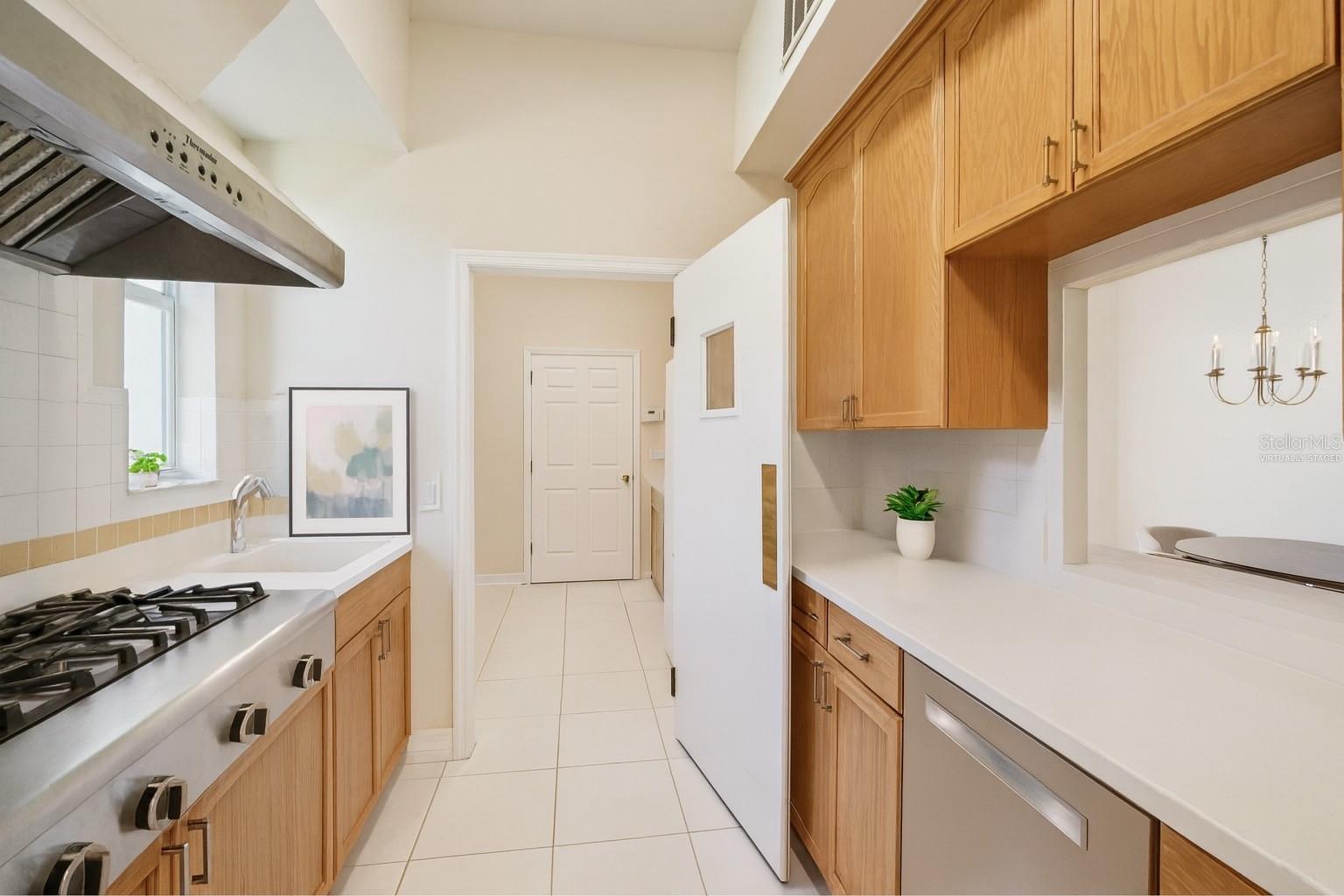 Image 9 of 20 For 13750 Dowling Lane