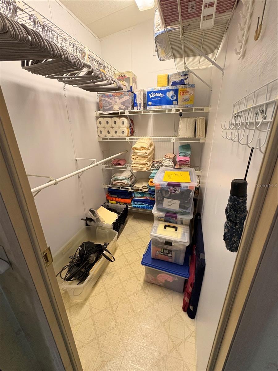 Image 14 of 35 For 34089 Alamanda Drive N