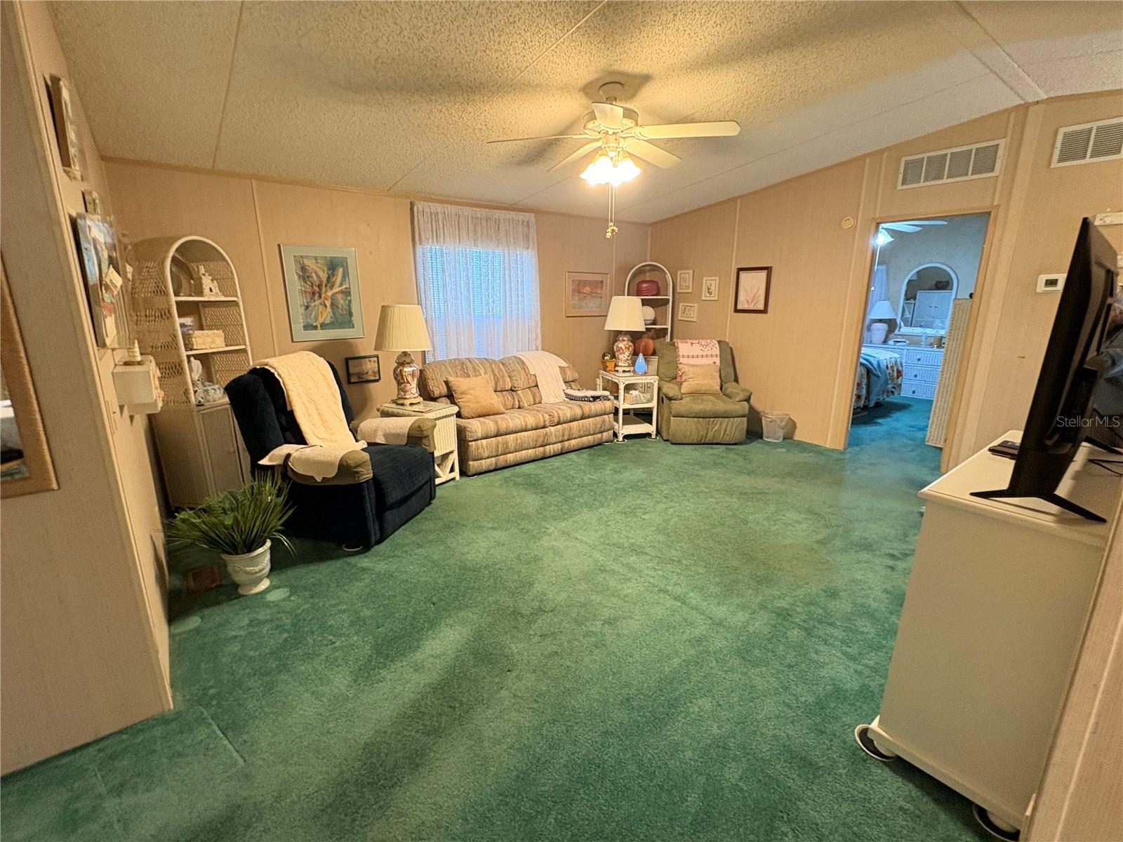 Image 8 of 35 For 34089 Alamanda Drive N