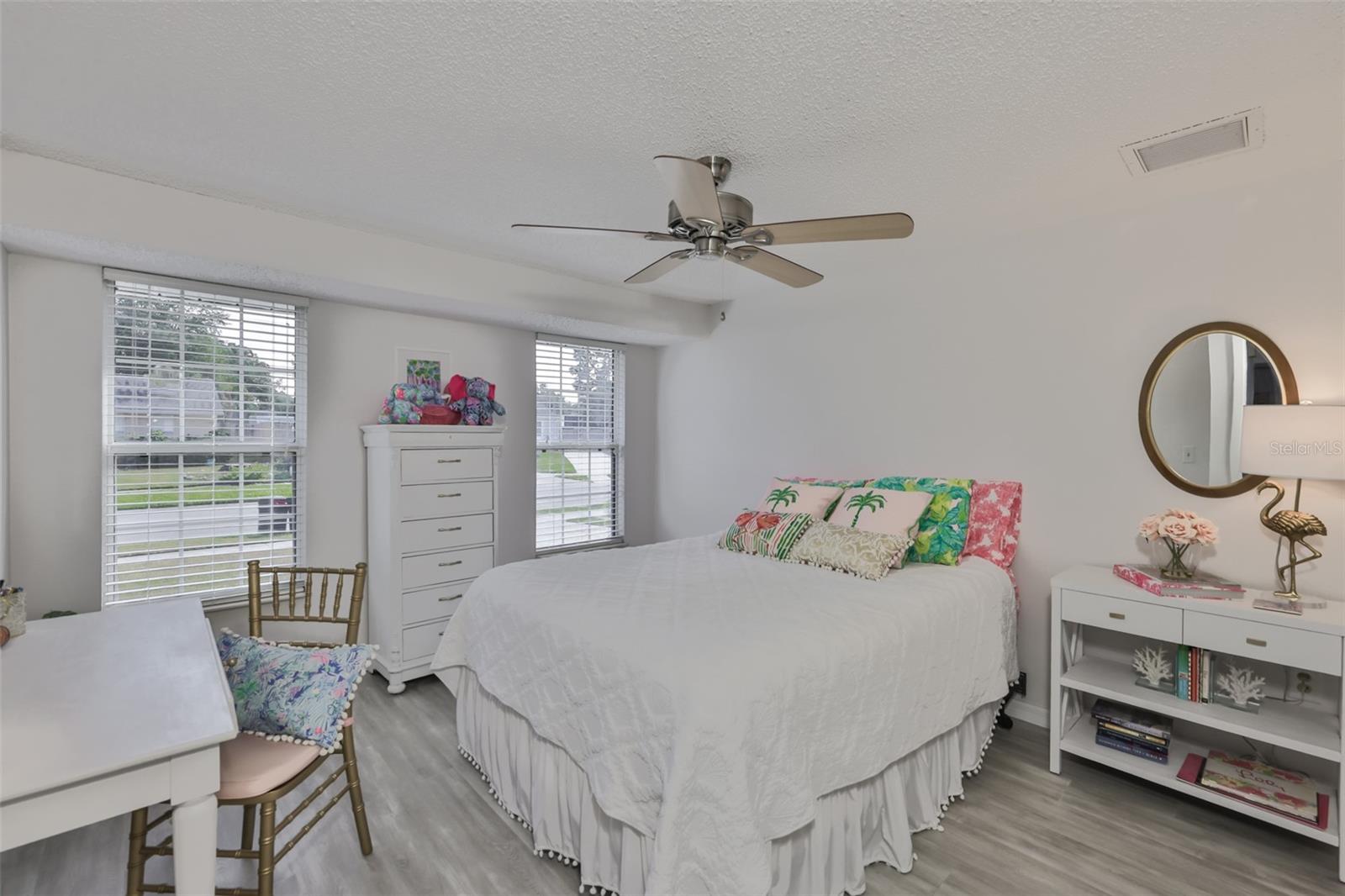 Listing photo id 21 for 6580 Channelside Terrace N