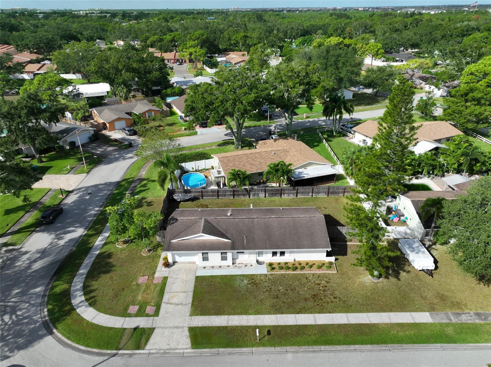 Listing photo id 29 for 6580 Channelside Terrace N