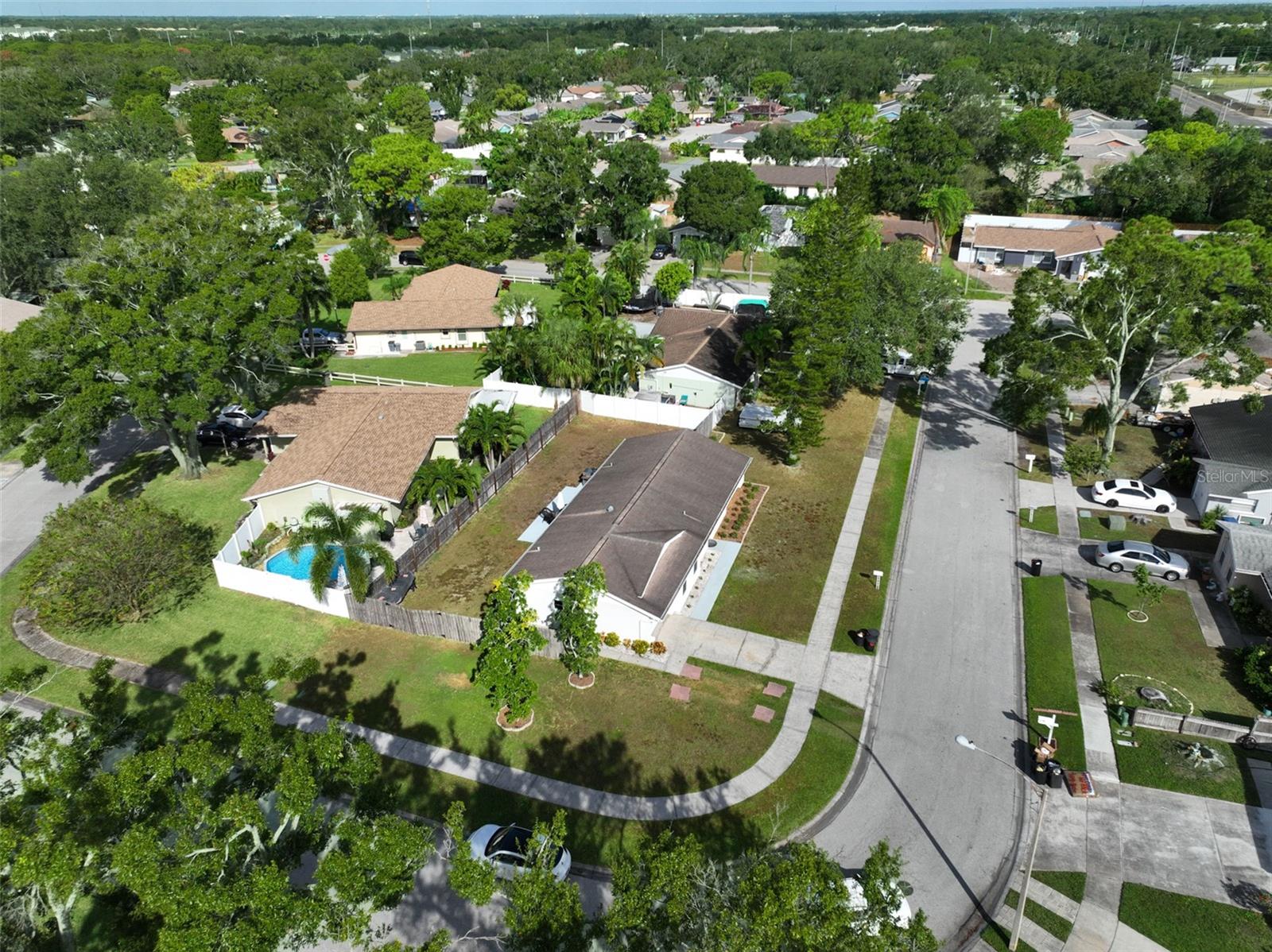 Listing photo id 31 for 6580 Channelside Terrace N