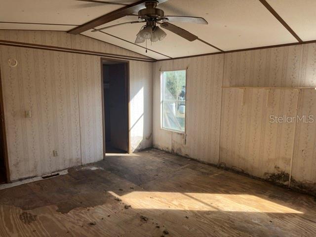 Image 17 of 35 For 4905 Merrin Road