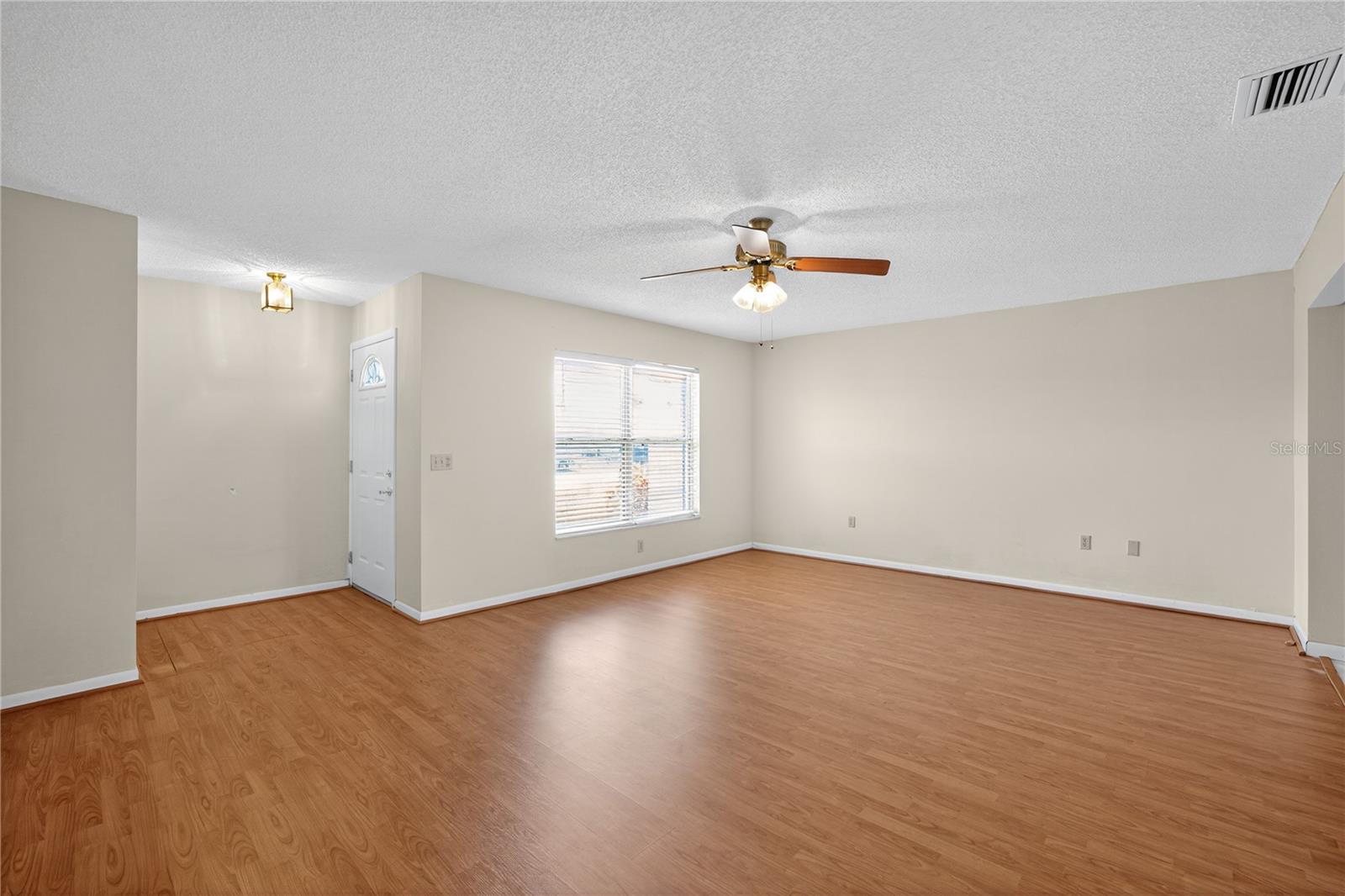 Image 18 of 30 For 1207 Eastloch Court