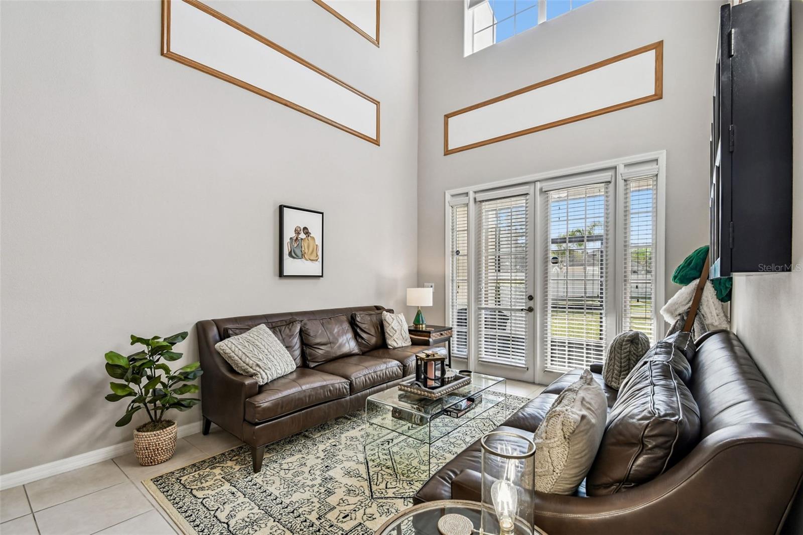 Image 24 of 82 For 15834 Woodland Spring Court