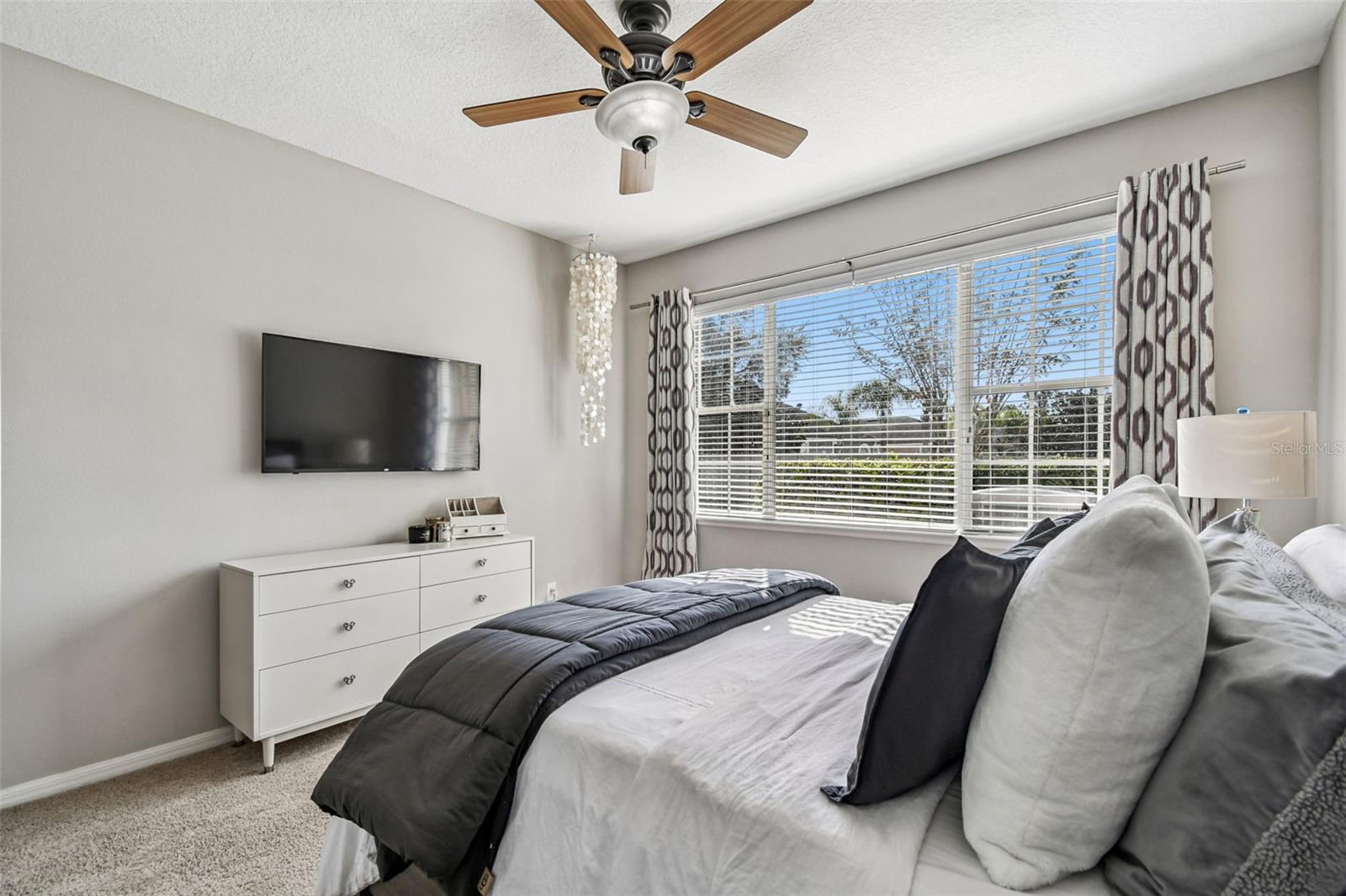 Image 31 of 82 For 15834 Woodland Spring Court