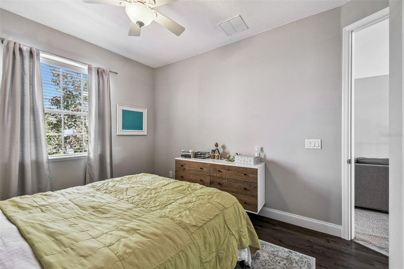 Image 48 of 82 For 15834 Woodland Spring Court