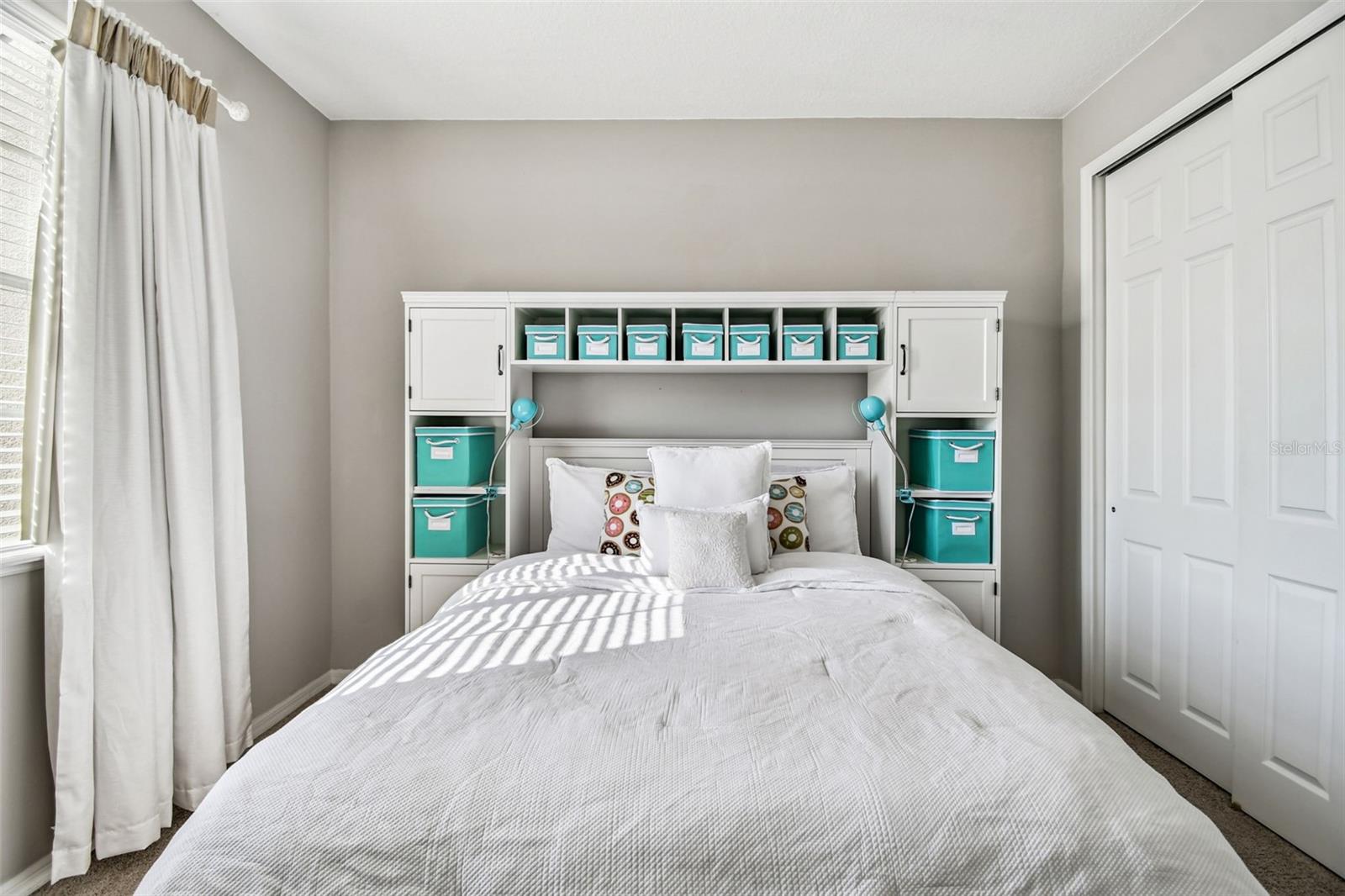 Image 54 of 82 For 15834 Woodland Spring Court