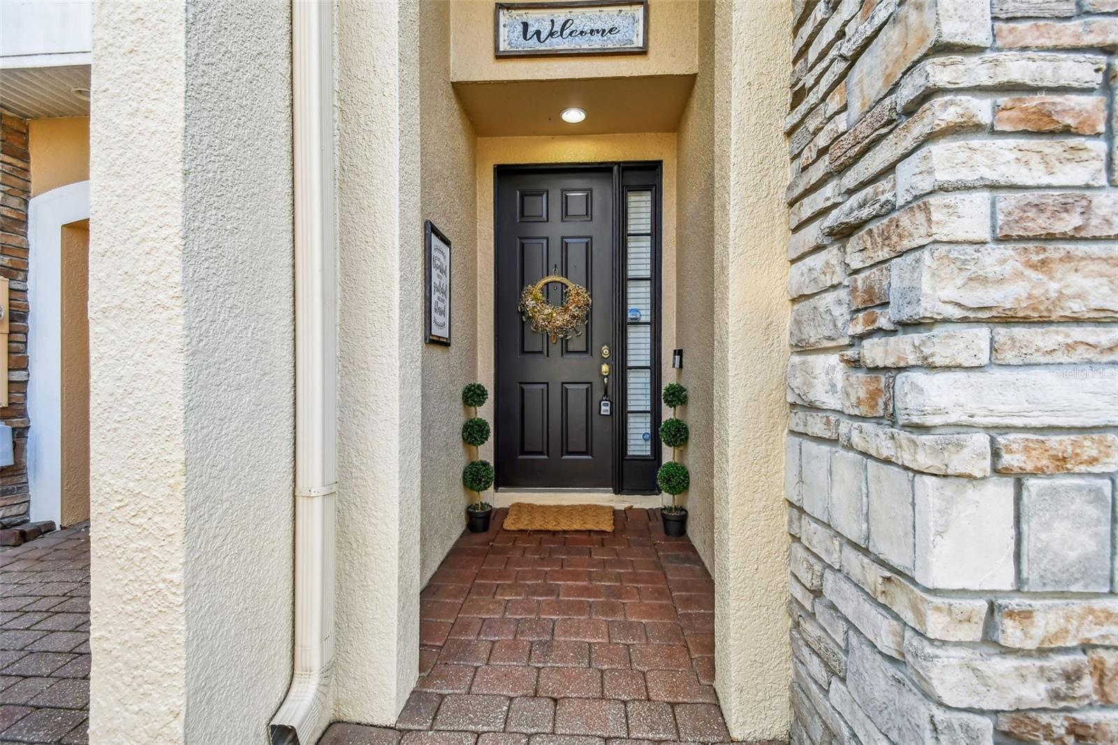 Image 8 of 82 For 15834 Woodland Spring Court